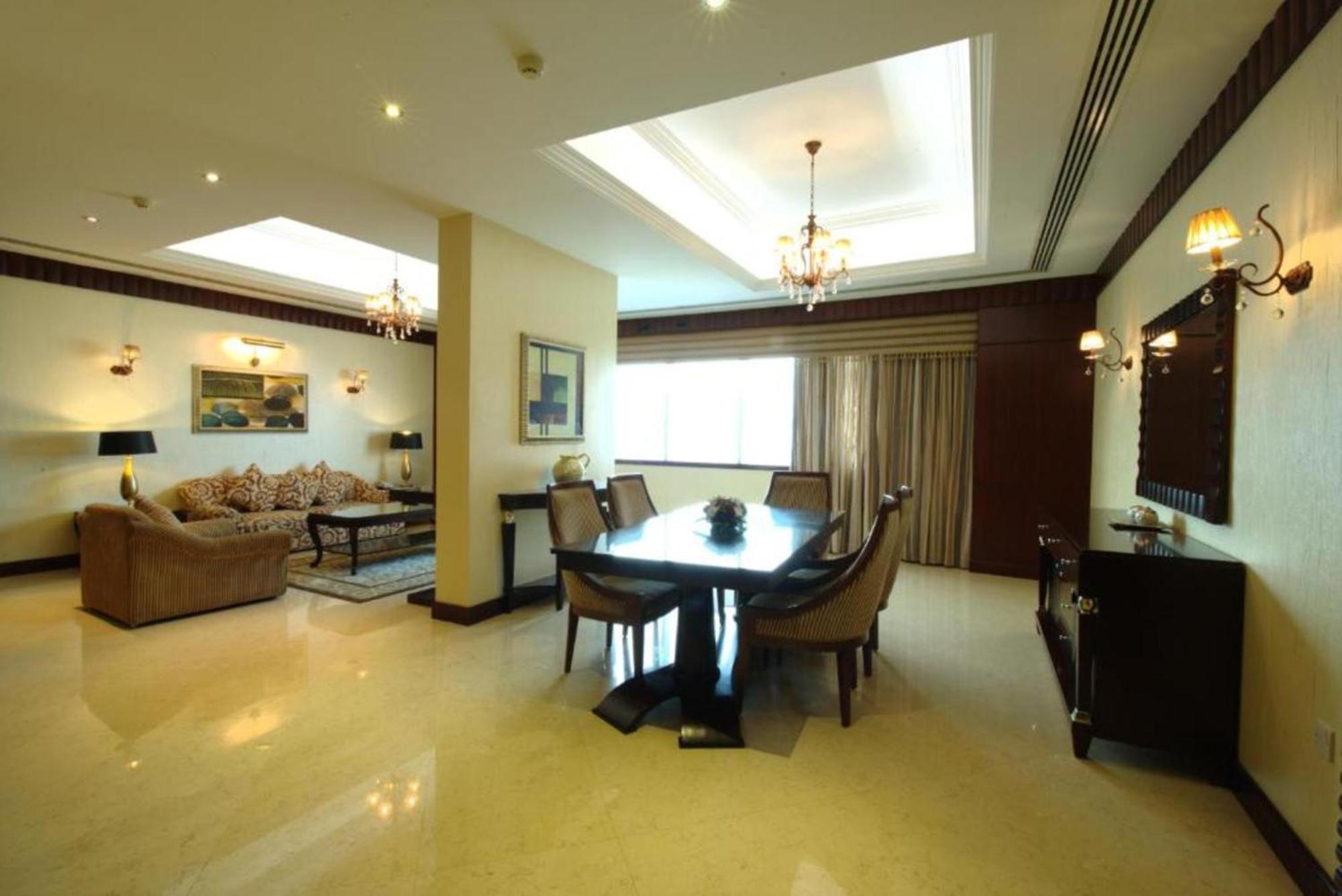 Dancenter Luxe Corniche Hotel Formerly Concorde Hotel Fujairah Exterior photo